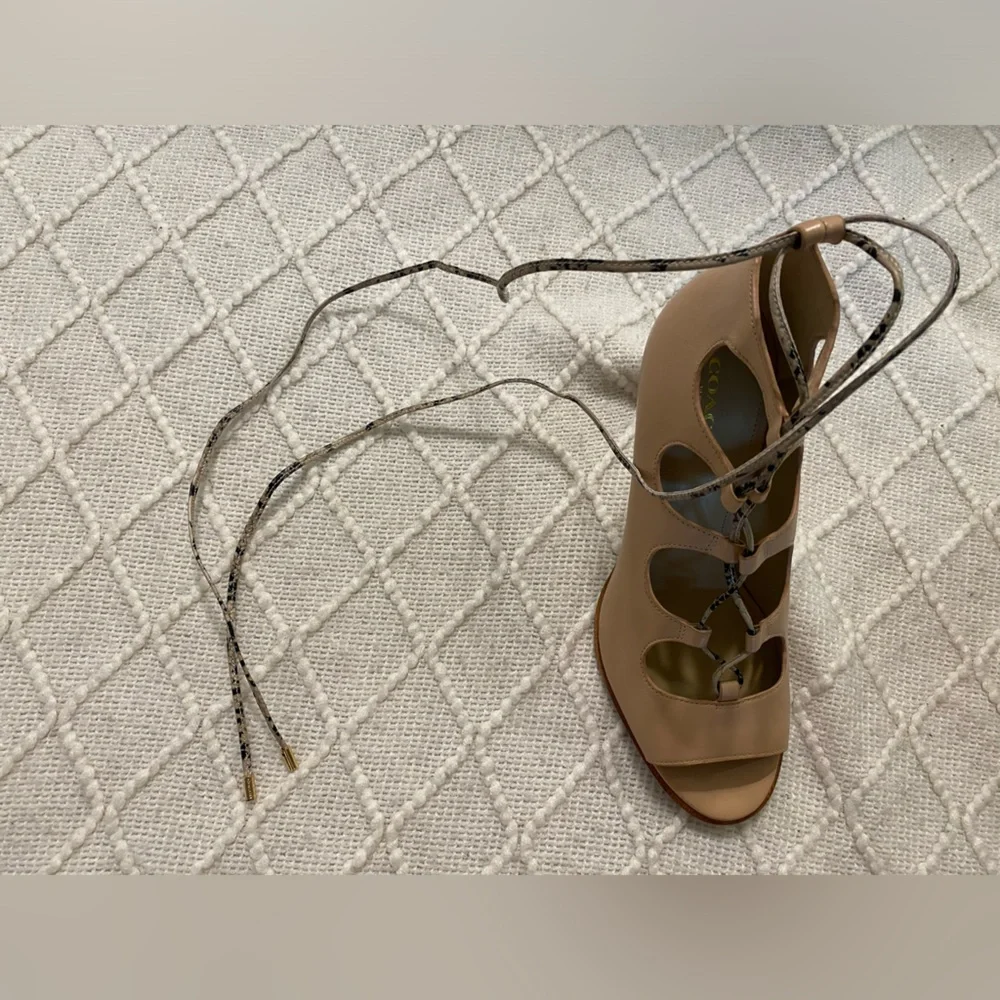 NWOT Coach Wrap-Around 4” Heels - Picture 4 of 4